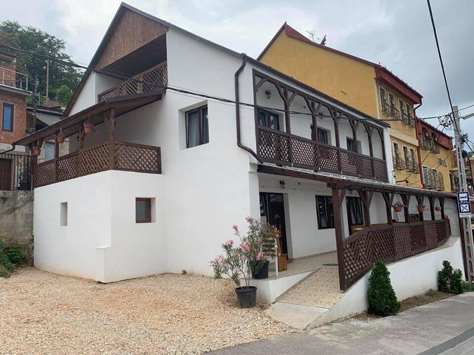 Aranykorona Hotel Мішкольц Екстер'єр фото